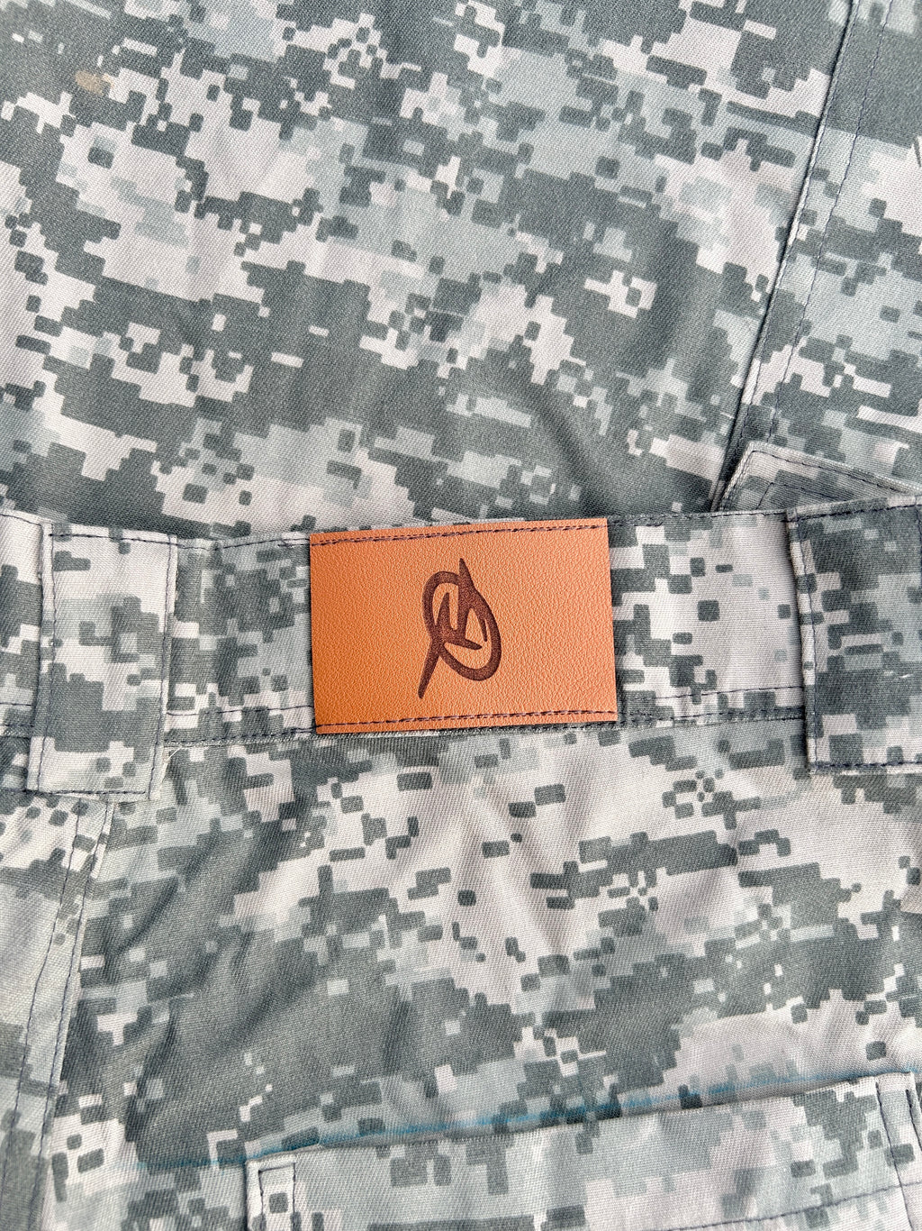 FORTE® - PIXEL CAMO TERRAIN CARGO SHORT
