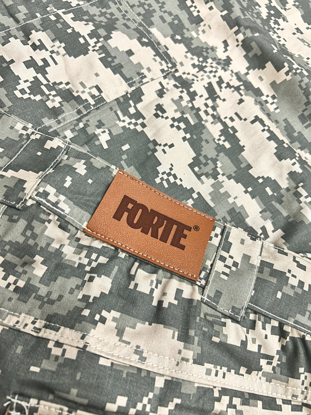 FORTE® - DIGITAL CAMOUFLAGE CARGO PANTS