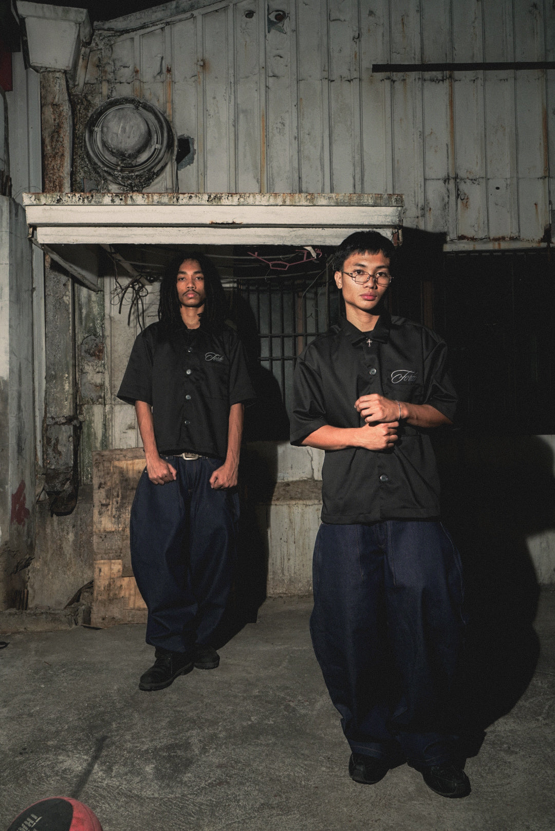 FORTE® HEAVY INDIGO BARREL RAW DENIM PANTS