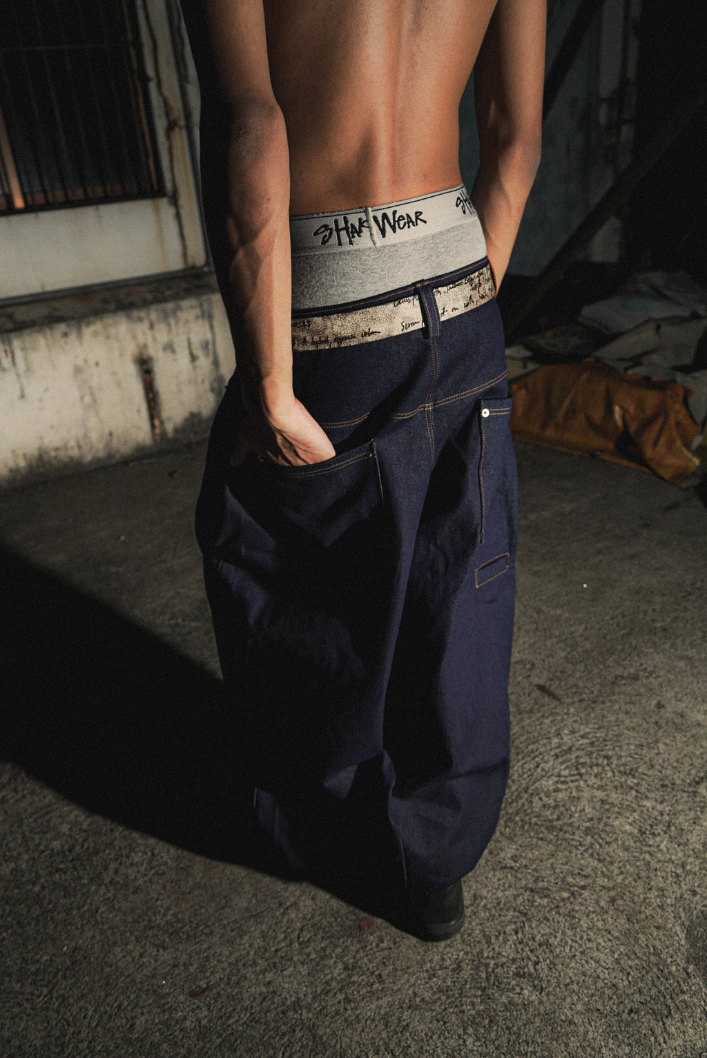 FORTE® HEAVY INDIGO BARREL RAW DENIM PANTS